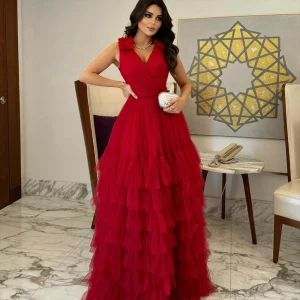 Red Tulle V-neck Evening Dress Customized A-Line Strapless Ball Gown Prom Dress Pleat Zipper Back Formal Occasion Dress 2025